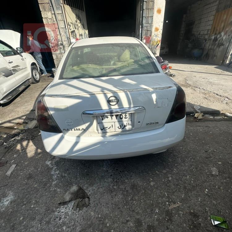 نيسان ألتيما